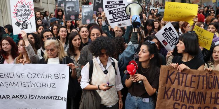 Katledilen Bahar Aksu için eylem: Güvenli bir yaşam istiyoruz