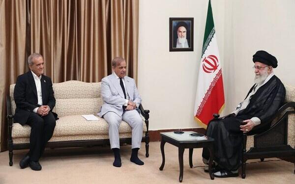 Bağımsızlık ilanı sonrası Tahran’a koştu