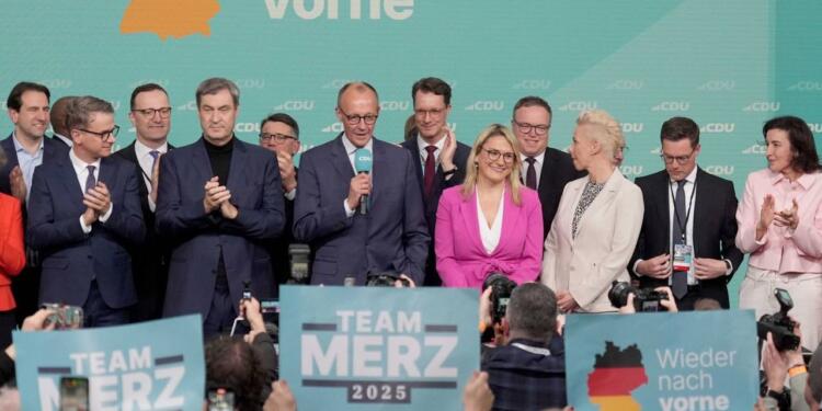 Almanya’da ilk turda başbakan seçilemedi