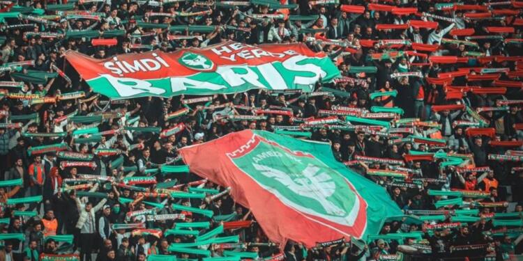 Amedspor taraftarlarından Önder için anlamlı çağrı