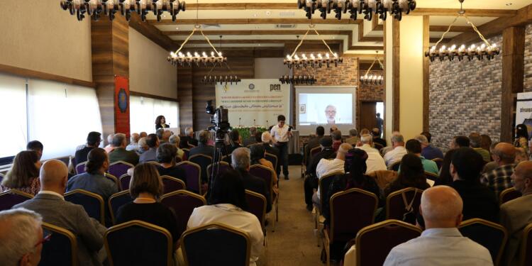 Girona manifestosu konferansı: Kürtçeyi yaşatmak herkesin sorumluluğu