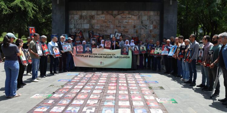 Kayıp yakınları eylemdeydi: Adalet arayışımızdan vazgeçmeyeceğiz