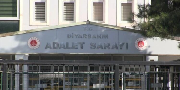 ‘Yasak kitap’ davasında beraat kararı