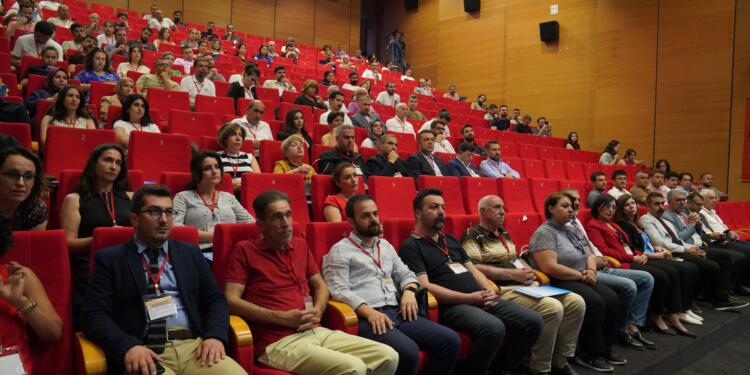 Amed’de ‘bağımlılıkla mücadele’ çalıştayı