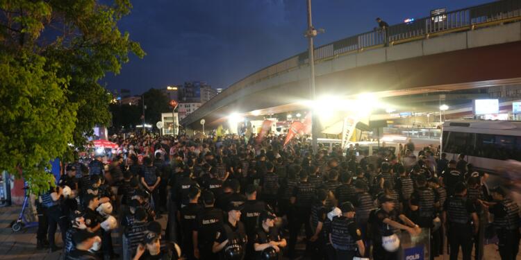 Ankara’da ‘İmamoğlu’na özgürlük’ yürüyüşü