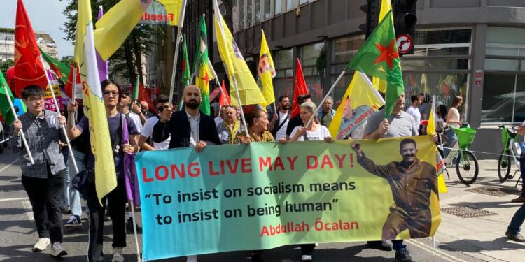 Avrupa’da 1 Mayıs kutlamaları sürüyor