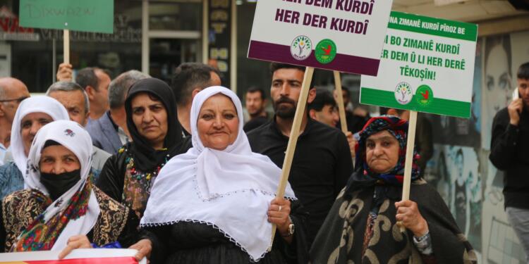 3 kentte eylem: Kürtçe eğitim dili olmalı