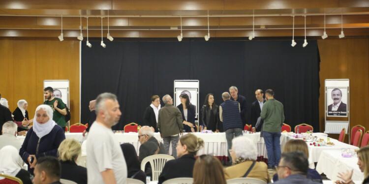 Önder için kurulan taziyeye ziyaretler sürüyor