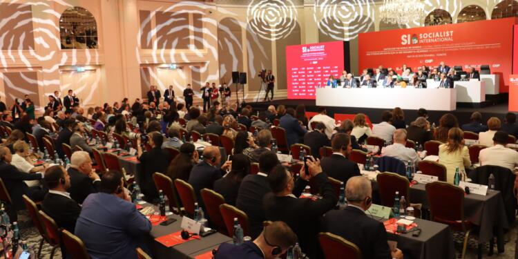 Hatimoğulları Sosyalist Enternasyonal’da Öcalan’ın mesajını paylaştı