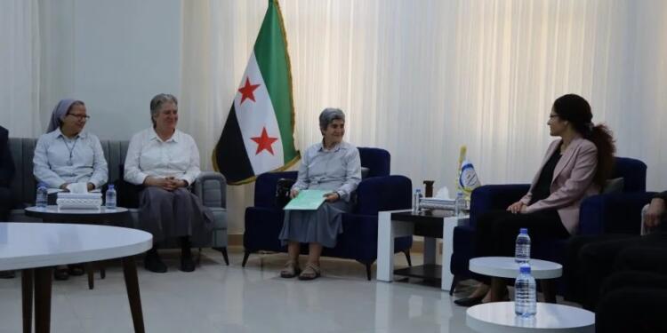 Vatikan heyeti Kuzey ve Doğu Suriye’yi ziyaret etti