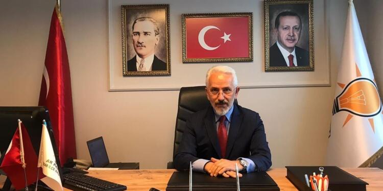 Üsküdar Belediyesi’nin AKP’li Meclis üyesi istifa etti