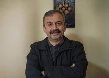 Barışa ve sanata adanan bir hayat: Sırrı Süreyya Önder