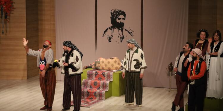 Cizîr’de Bekoyê Ewan oyununa yoğun ilgi