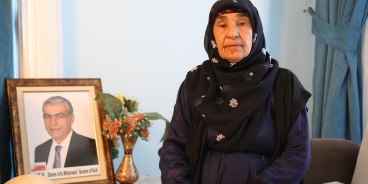 Barış Annesi Zekiye Ayhan beyin kanaması geçirdi