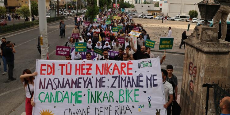 Birçok kentte Kürt Dil Bayramı kutlaması: Kürtçeye statü tanınsın