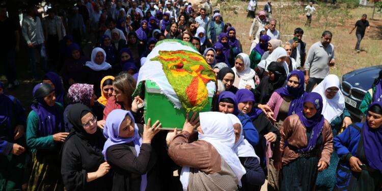 Barış Annesi Zekiye Ayhan defnedildi