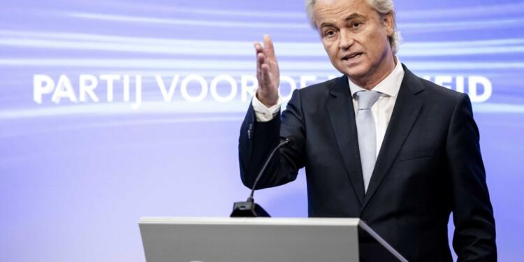 Hollanda’da mülteci krizi: Koalisyon çöktü