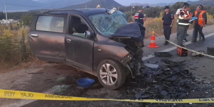 İzmir’de trafik kazası: 5 ölü, 2 yaralı