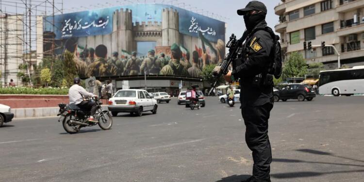 İran’da Mossad operasyonları: 700 gözaltı, 3 kişi idam edildi