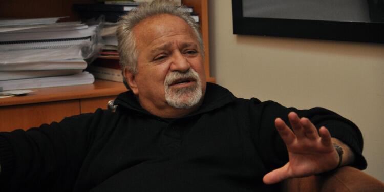 Prof. Dr. Abbas Vali: İran’da Kürtlerin birleşmesi ve ortak askeri güç oluşturmaları hayatidir