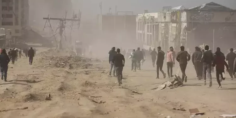 İsrail, yardım bekleyen Filistinlilere saldırdı: Çok sayıda ölü var