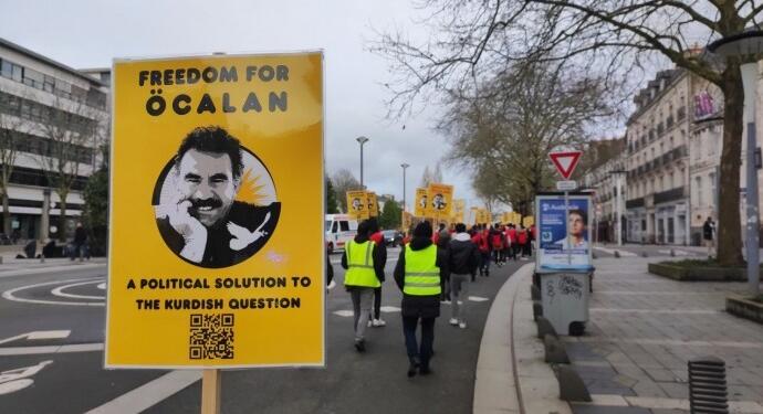 Avrupa’da ‘Öcalan ile görüşmek istiyorum’ kampanyası başlatıldı
