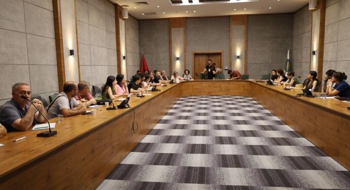 Demokratik Toplumda Emek Çalıştayı: İzleyen değil inşa eden olalım