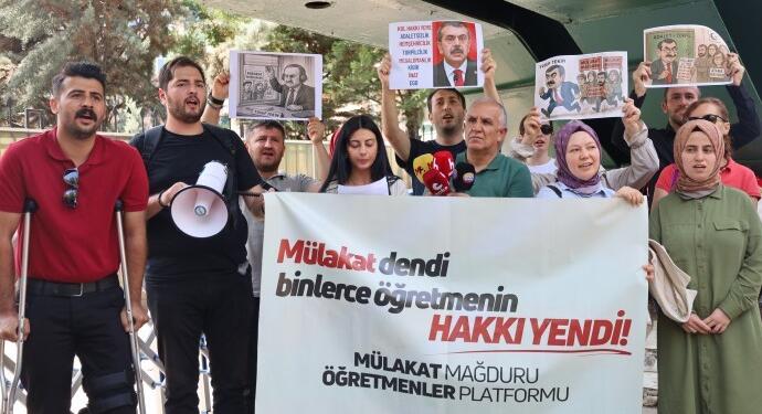 Mülakat Mağduru Öğretmenler Platformu’ndan bakanlık önünde açıklama