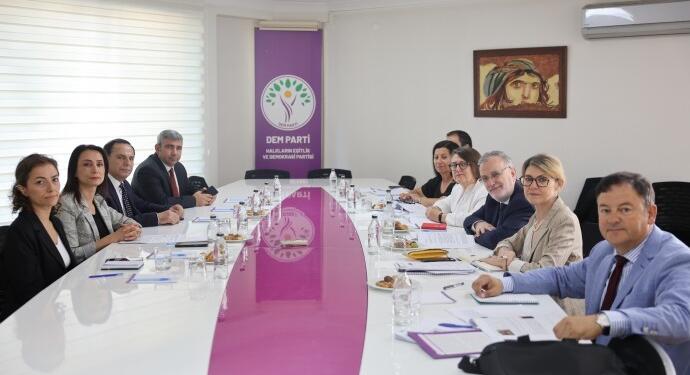 Belgelerle Bektaşiliğin fişlenmesi