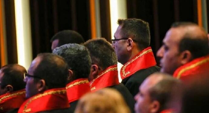 Danıştay hakimi başından vurulmuş halde bulundu