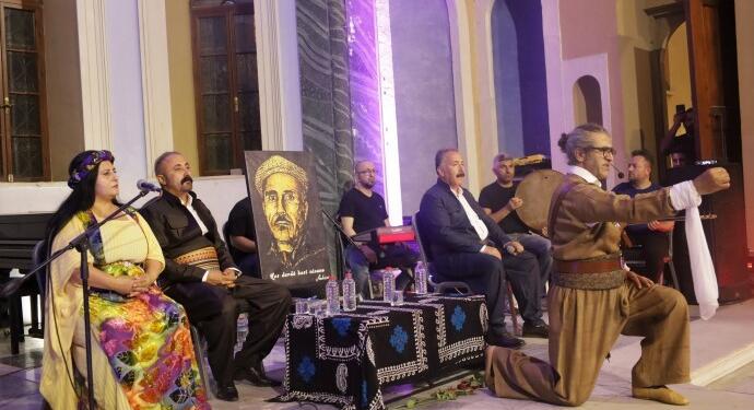 Dengbêj Şakiro’nun anısına program