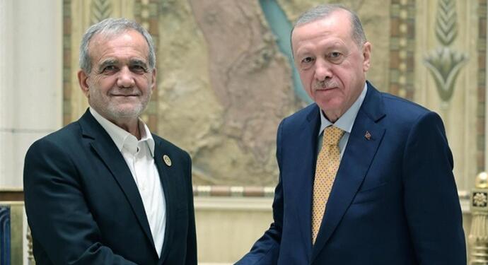 Erdoğan ile Pezeşkiyan telefonda görüştü