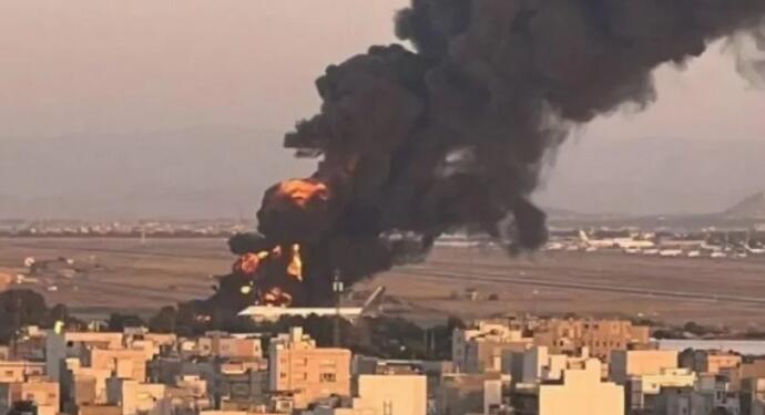 İsrail, İran’ın Meşhed Havalimanı’nı vurdu