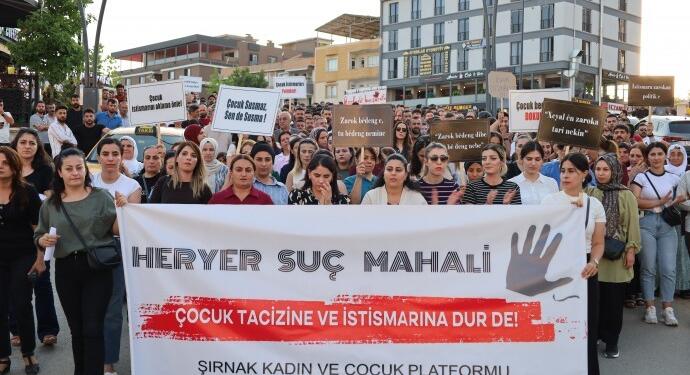 Şirnex’te yüzlerce kişi çocuklar için yürüdü