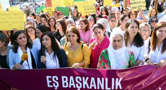 Wan’da kayyım protestosuna ceza