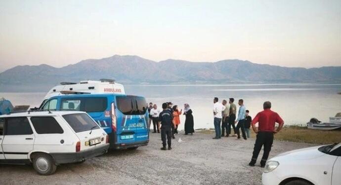 Baraj gölüne giren çocuk yaşamını yitirdi