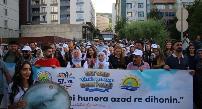 Tetwan Kültür ve Sanat Festivali başladı