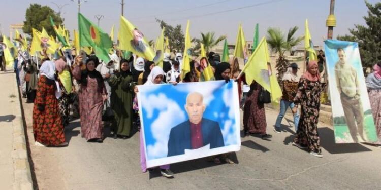 Kuzey Doğu Suriye’de Öcalan’a özgürlük yürüyüşü