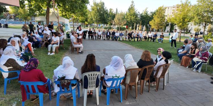 Uyuşturucuya karşı 4 gündür nöbetteler: Mücadeleyi yükseltelim