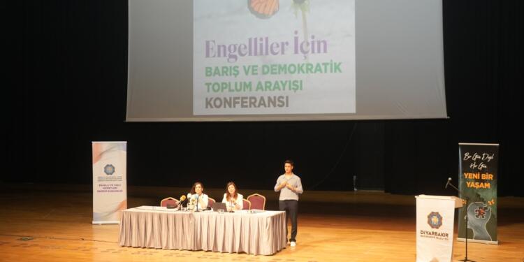 Barış ve Demokratik Toplum Konferansı: Engelliler sürecin öznesi