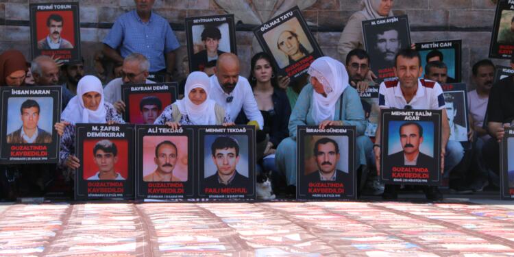 Amed, Êlih ve Colemêrg’de kayıp yakınları adalet talep etti