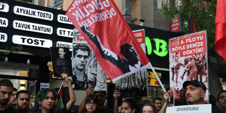 Filistin için yürüyen kitleye polis saldırdı: Çok sayıda gözaltı