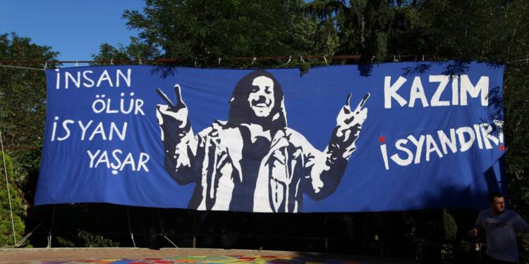 Kazım’sız 20 yıl geçti: Elinden gitarı hiç düşmedi