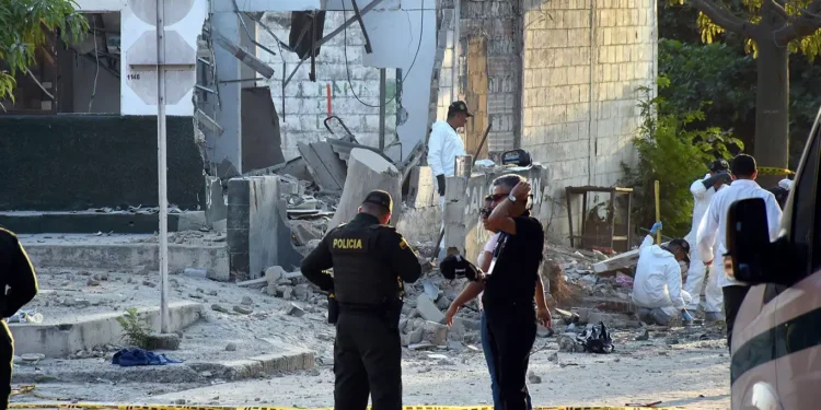 Kolombiya’da 19 bombalı saldırı: 7 ölü, 50 yaralı