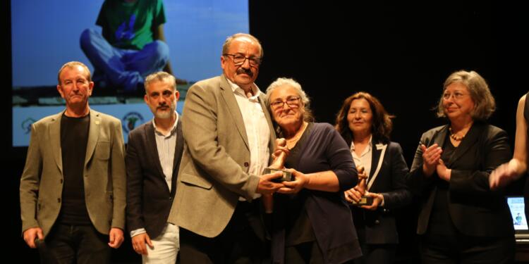 Ali İsmail Korkmaz Yaşam Ödülü Sırrı Süreyya Önder’e verildi