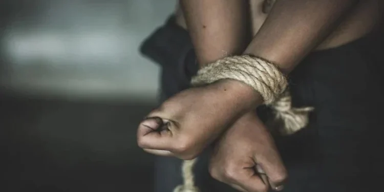 HTŞ kontrolündeki bölgelerde 17 kişi kaçırıldı