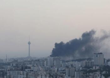 İran’dan Katar ve Irak’taki ABD üslerine füze saldırısı