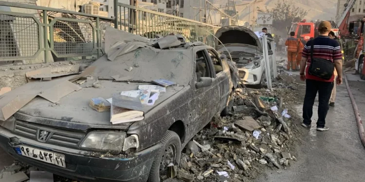 İsrail, Tebriz ve Şiraz hedef aldı