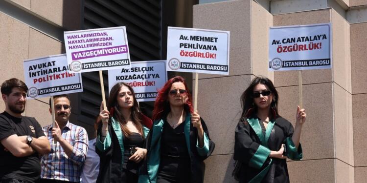 İstanbul Barosu’ndan tutuklanan avukata destek açıklaması