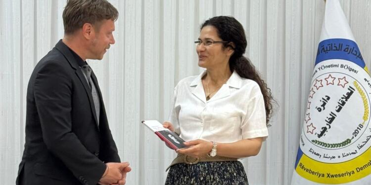 AP Sol Grubu heyeti İlham Ehmed ile görüştü